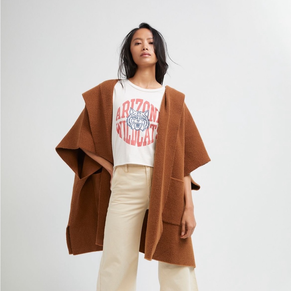 NWT All I Need Cozy Hooded Kimono